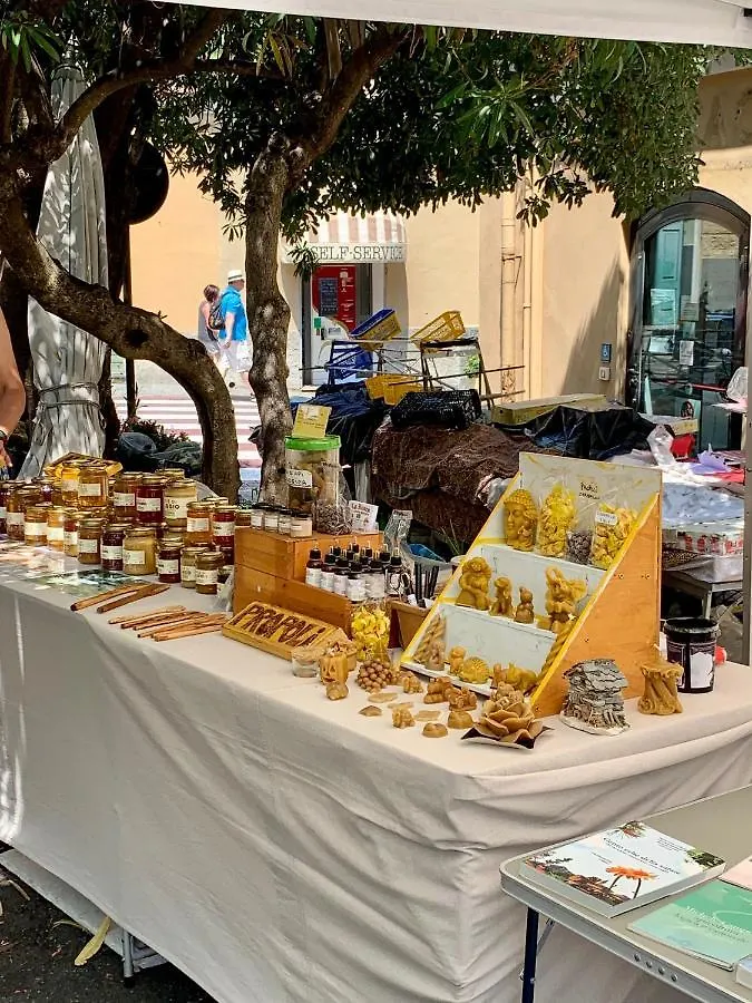 Bb Palazzo Doria Bed & Breakfast Dolcedo
